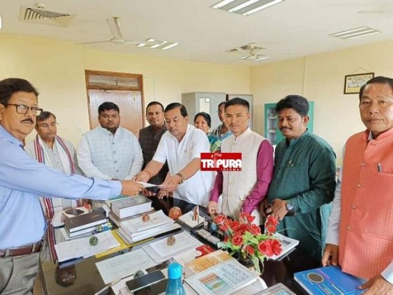 Ram Prasad Pal submitted nomination for Assembly Dy Speaker post